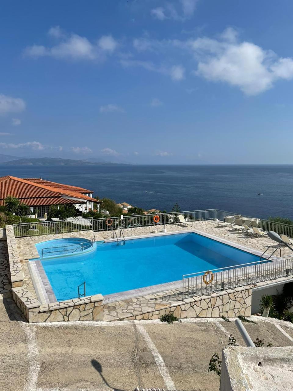 Yannis Apartments Barbati