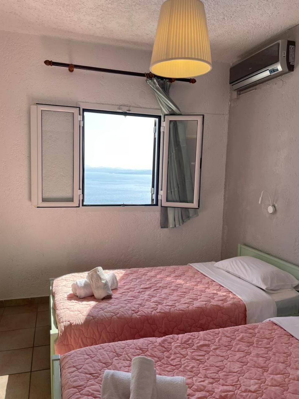 Yannis Apartments Barbati