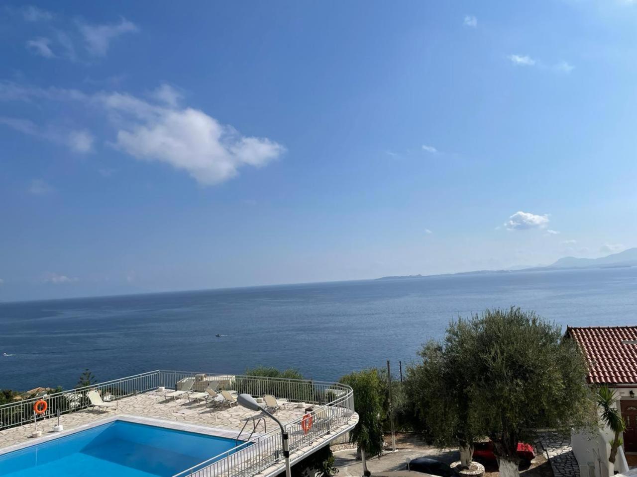 Yannis Apartments Barbati