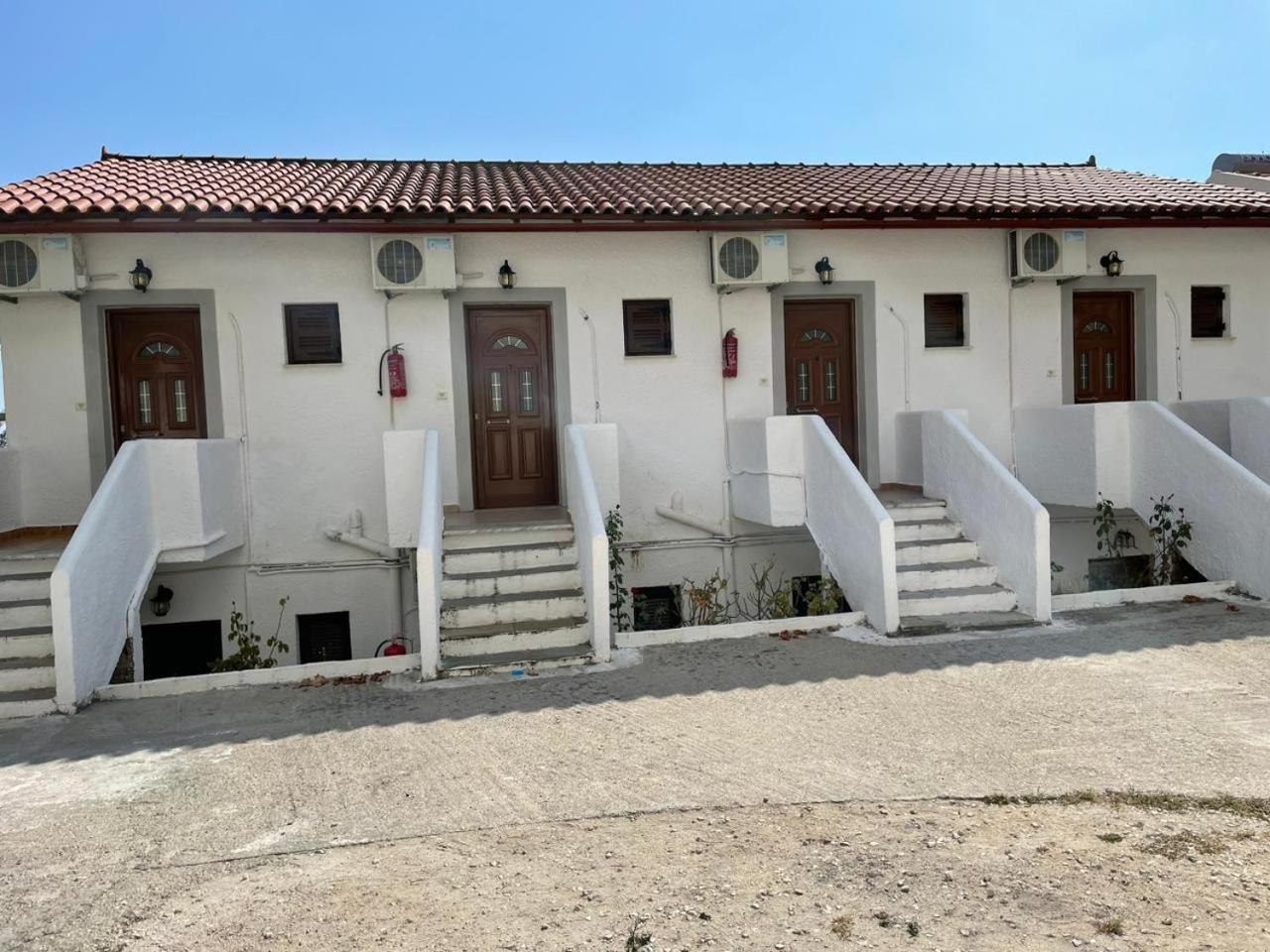 Yannis Apartments Barbati