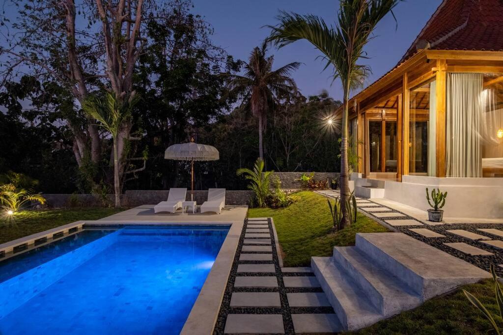 5 mins to Bingin Beach Oceanview Luxe Pool Villa