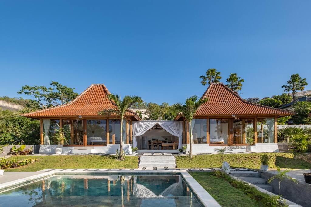 5 mins to Bingin Beach Oceanview Luxe Pool Villa