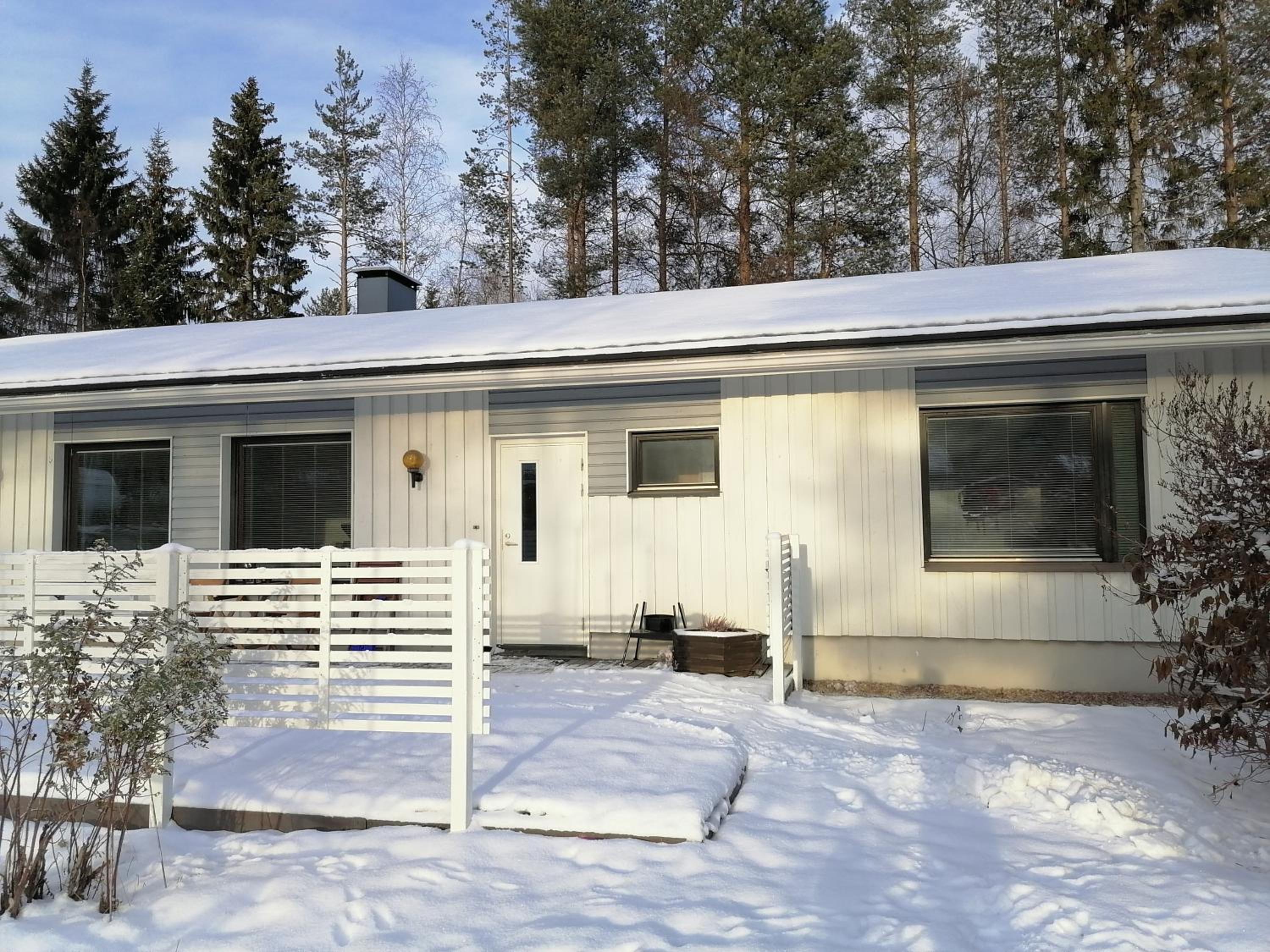 Cozy Arctic Circle Family House