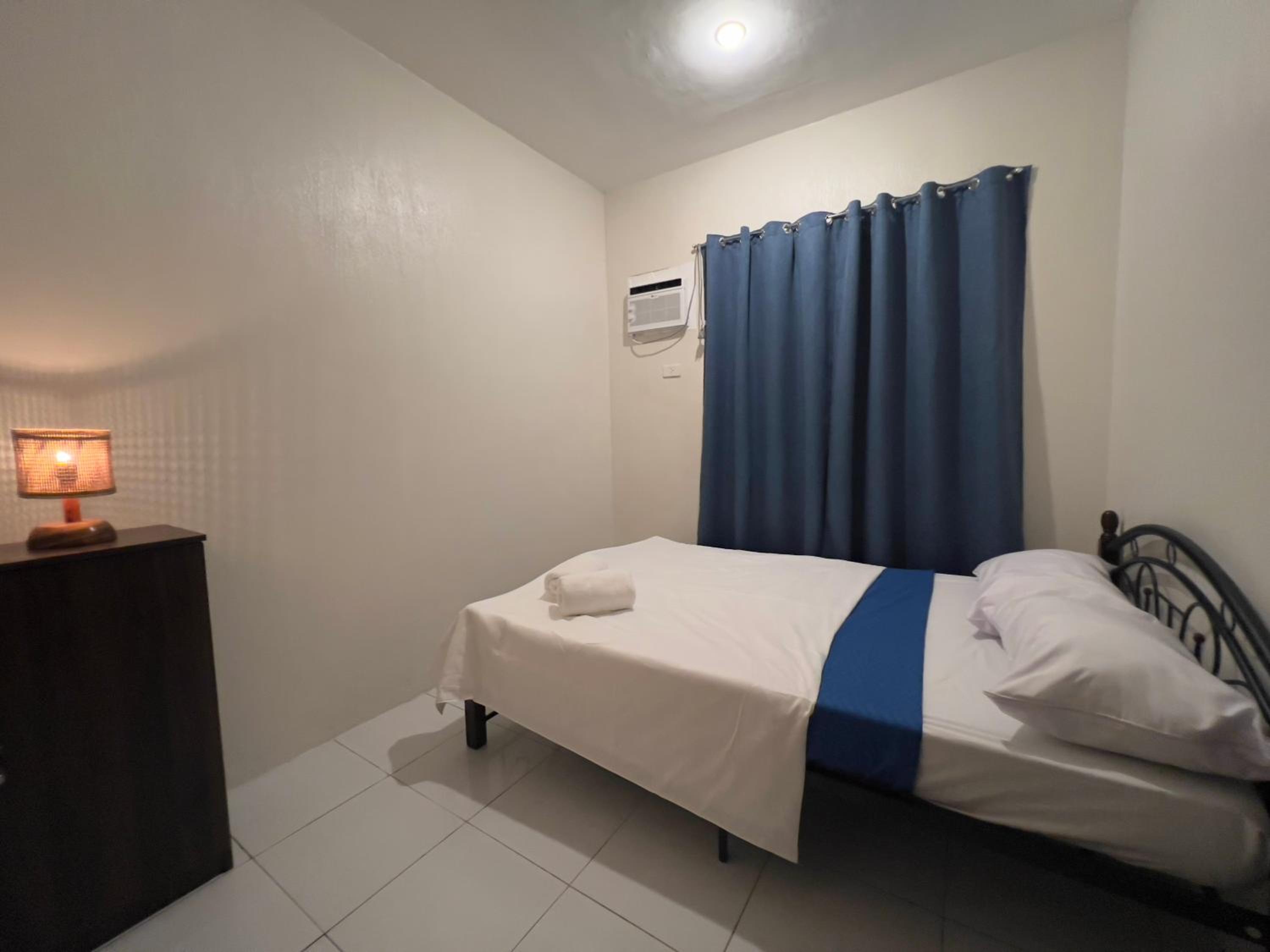 Casa Via: Cozy 3 Bedroom Home in Bacolod with Parking view 3