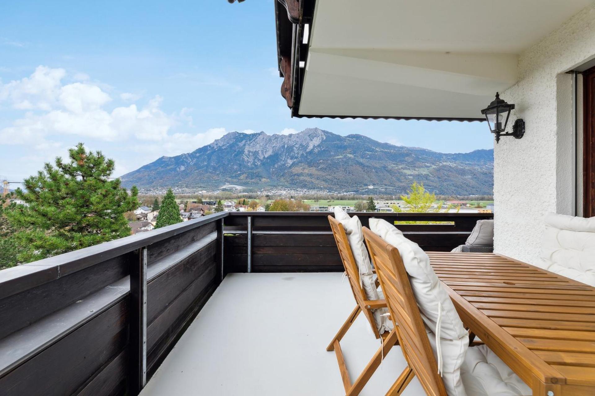 Sonniges Apartment mit traumhaftem Bergblick