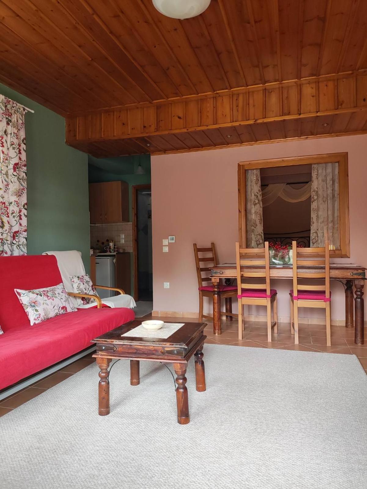 Kastalia Country Home