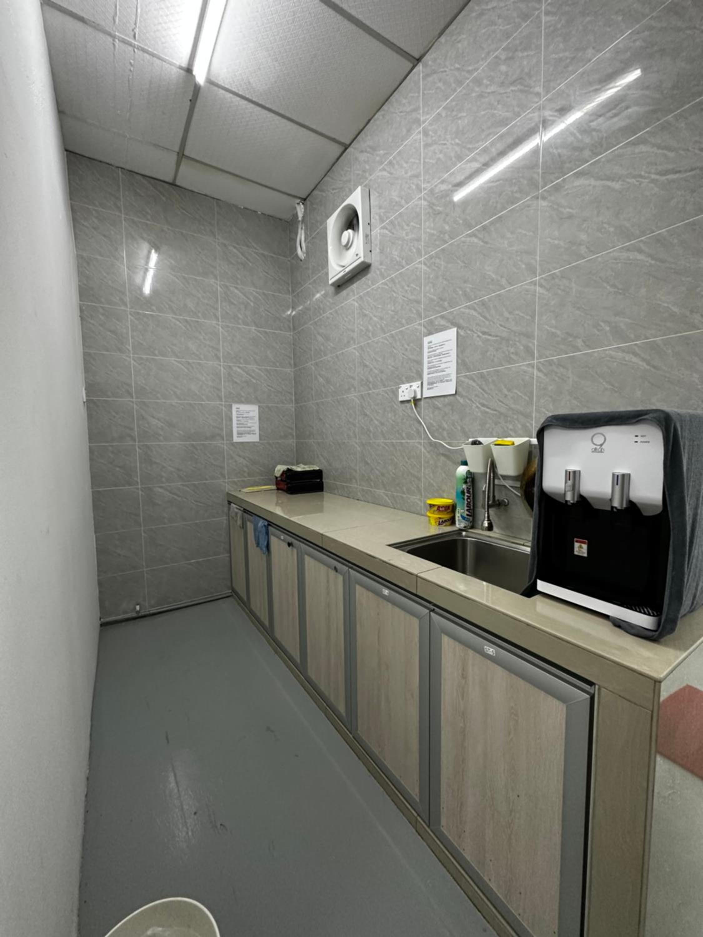 Jiaxin Dormitory-Setia Indah 家馨青年旅宿