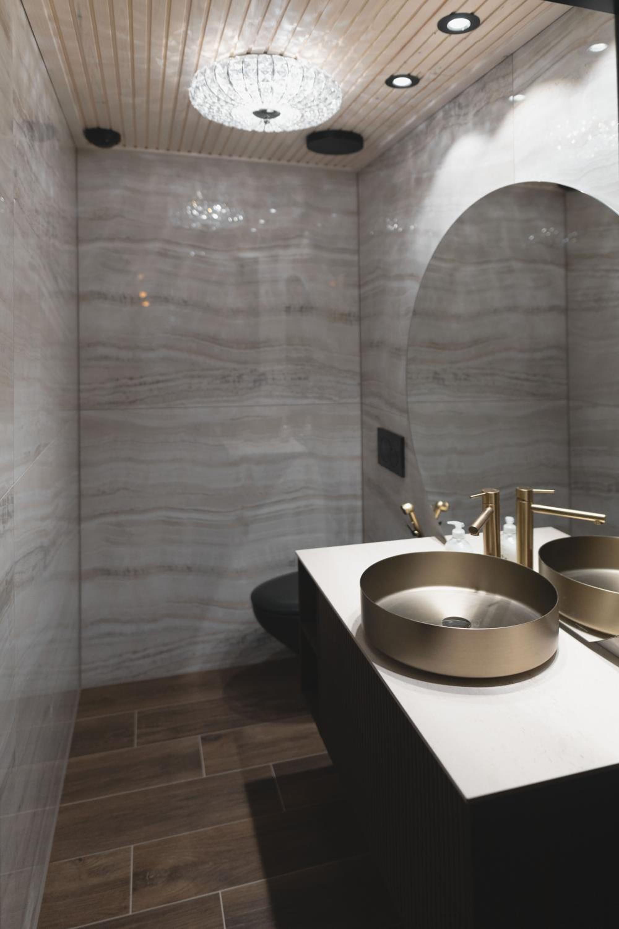 Royal Penthouse Apartment