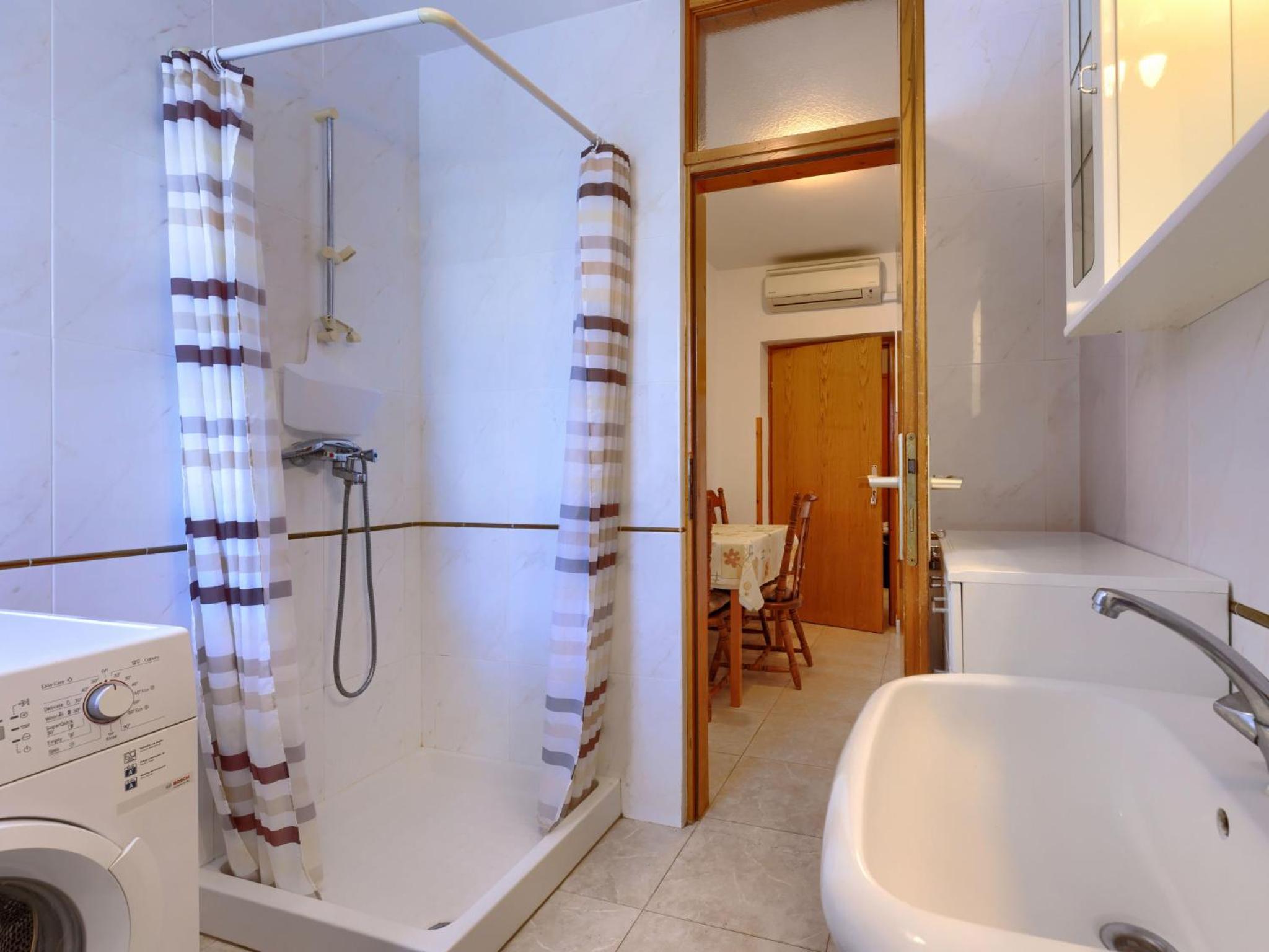 Apartment Alba-5 by Interhome