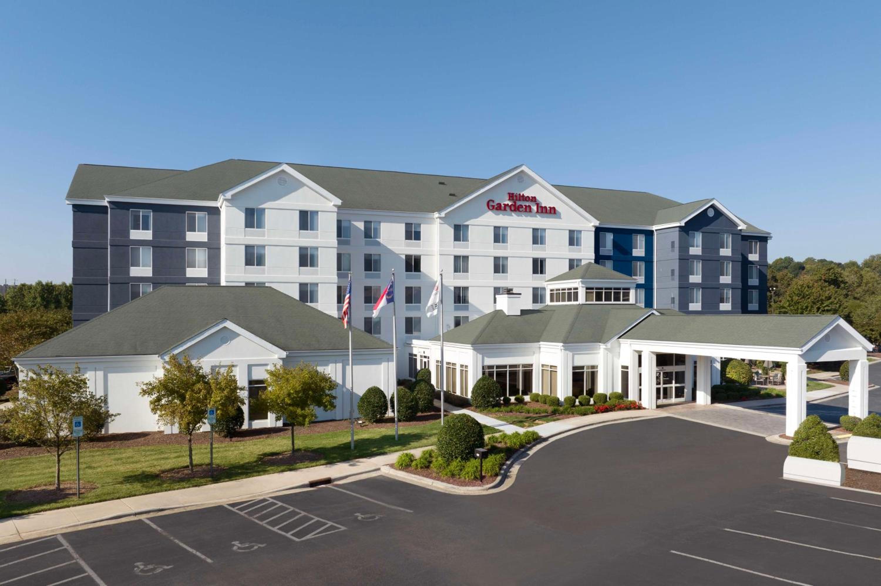 Hotel Hilton Garden Inn Greensboro - Image 1