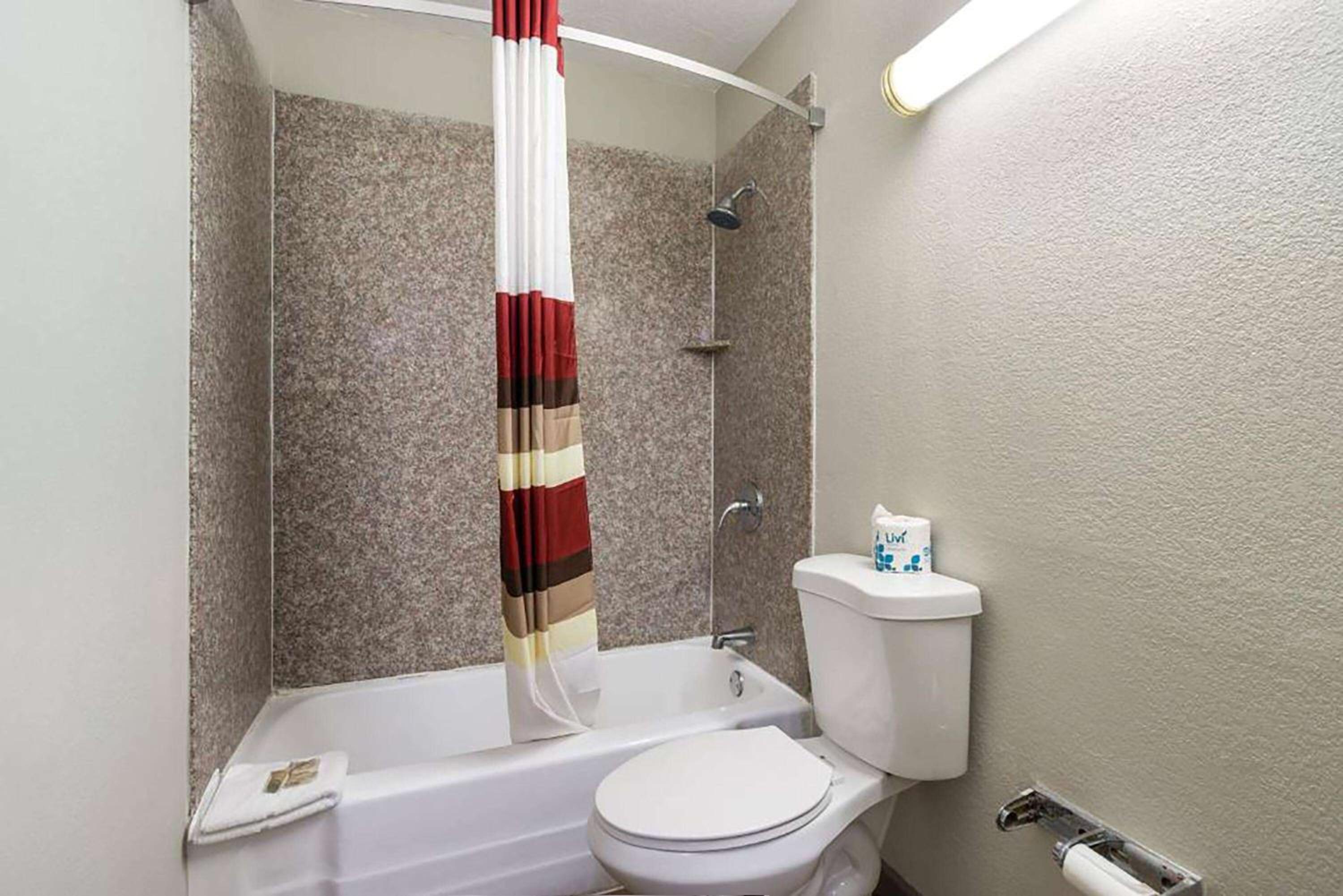 Baymont by Wyndham Socorro view 5