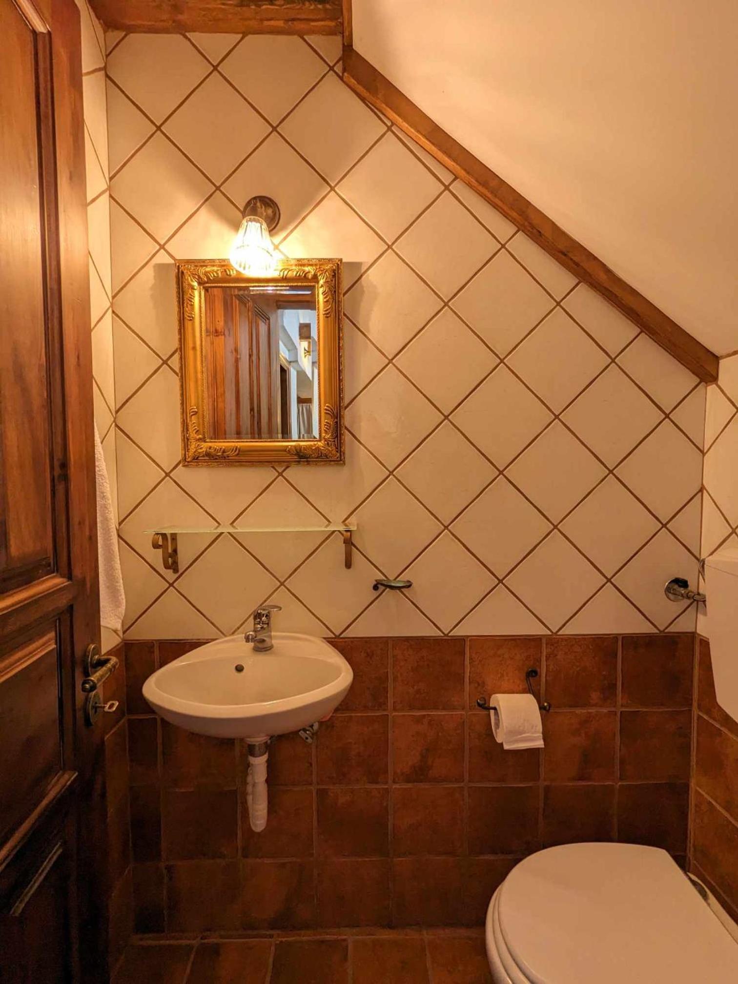 Diminio 4 Whole House Chalet photo 2