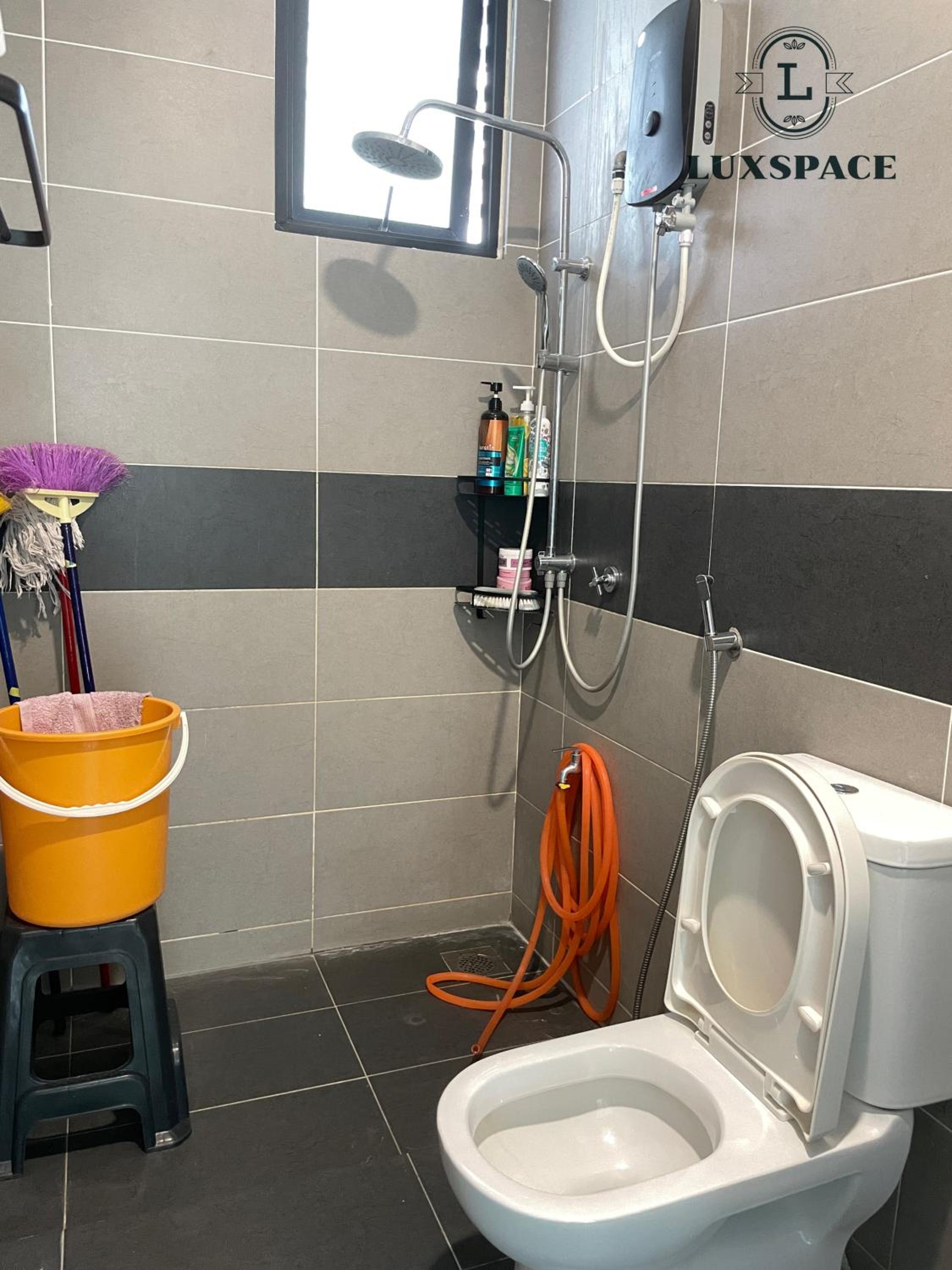 Kuching Near Batu Kawa Cozy Apartment P Residence photo 6