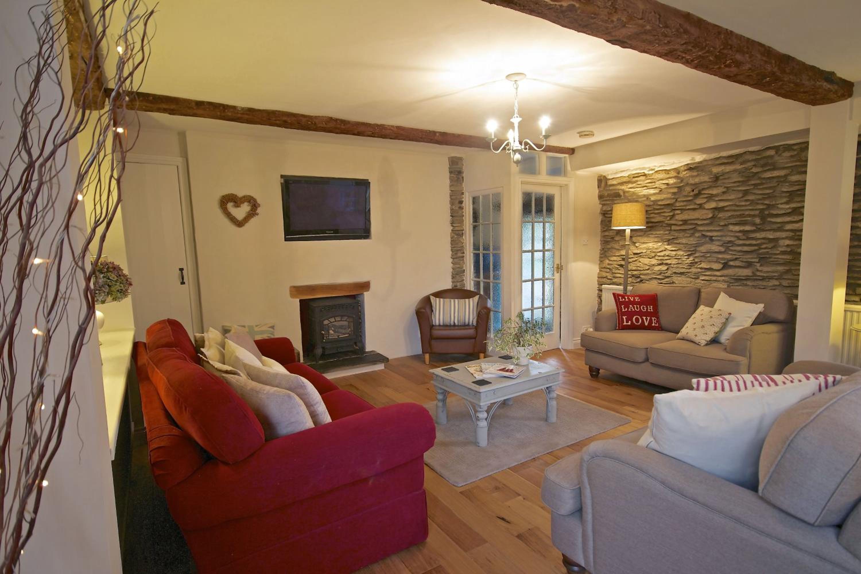 Dolly's Barn at Higher Mullacott