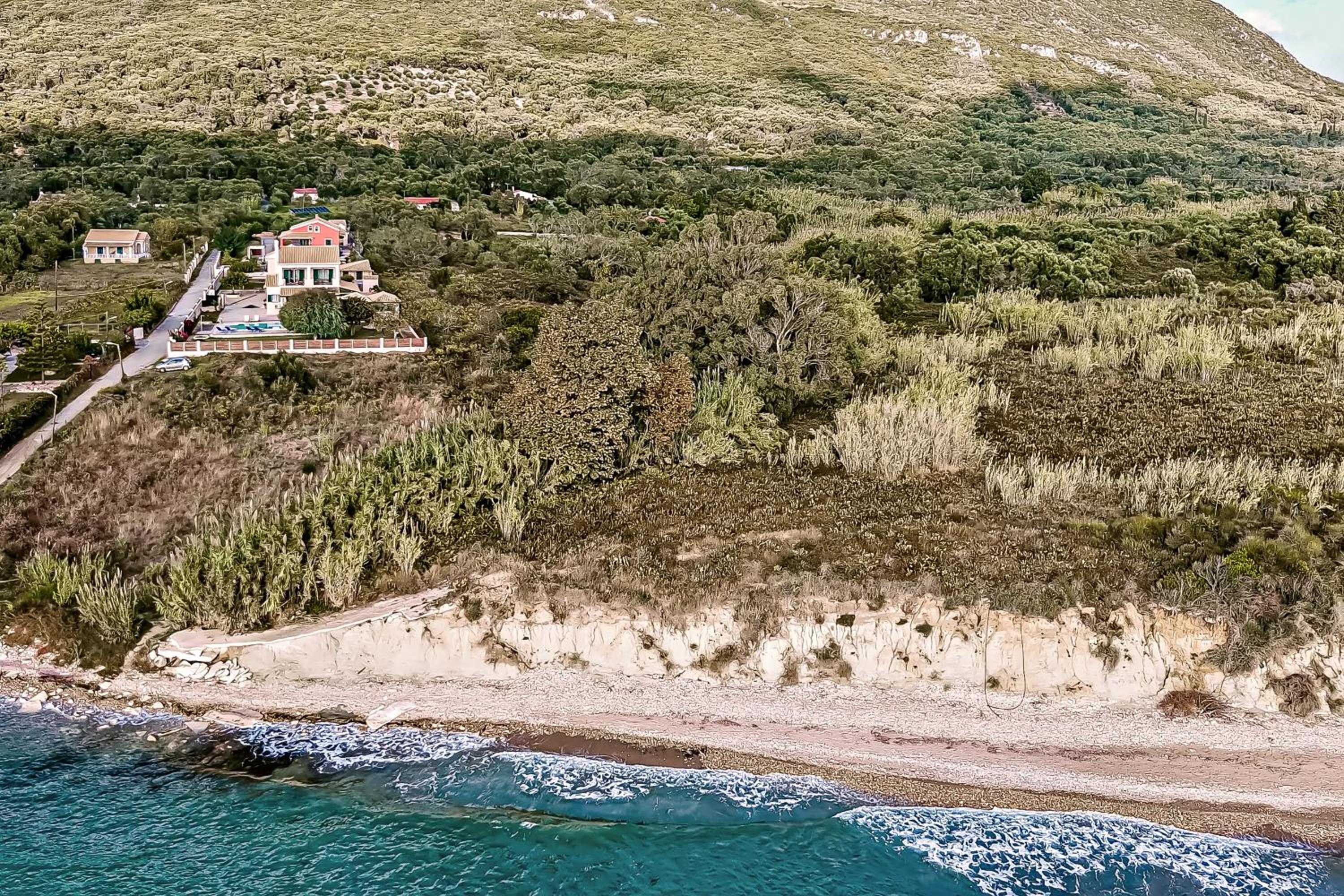 Skidi Beach house view 4