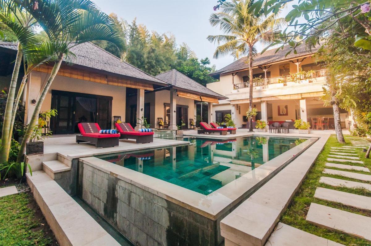 Villa Bugis Abimanyu Seminyak view 5