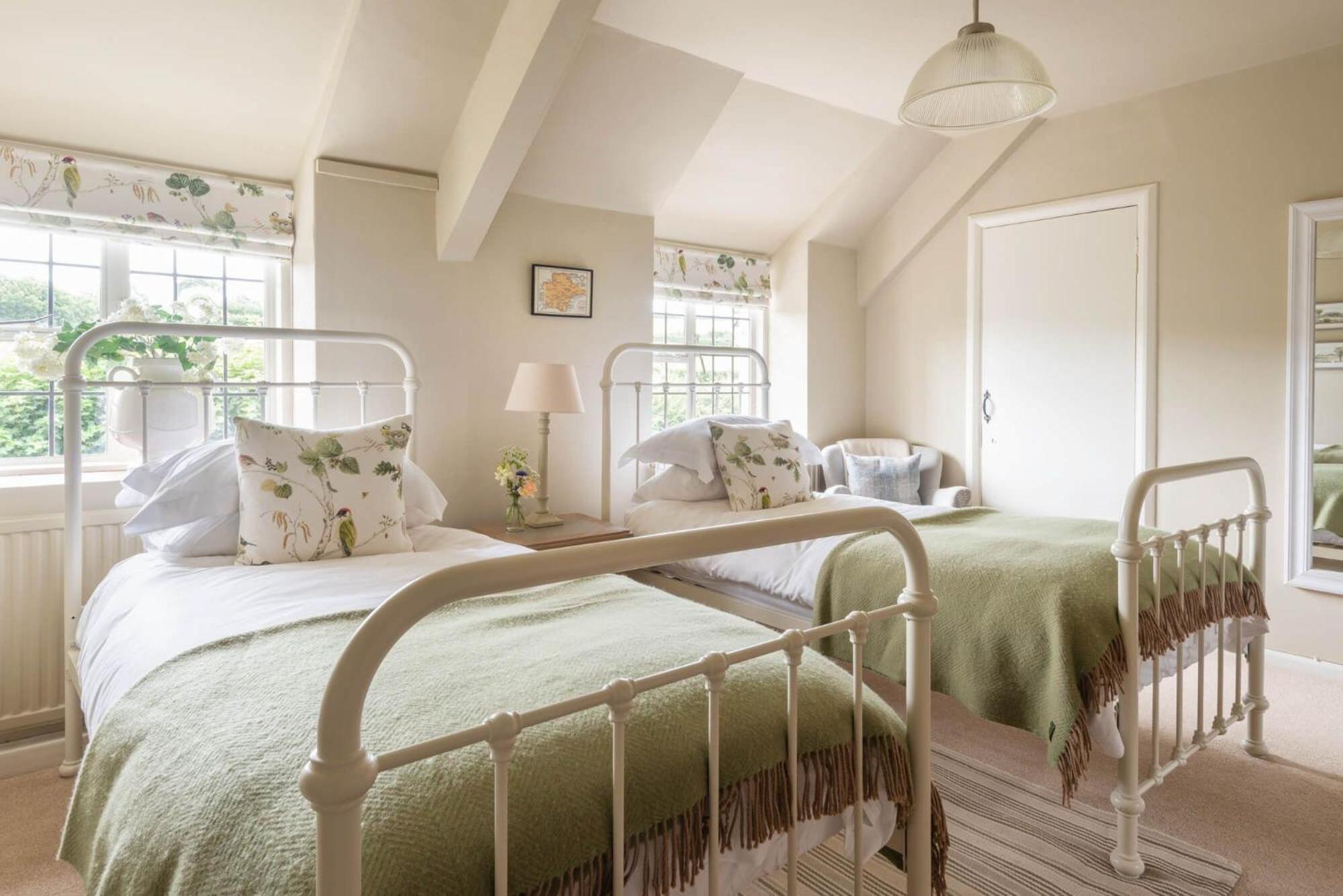 Dusky Cottage