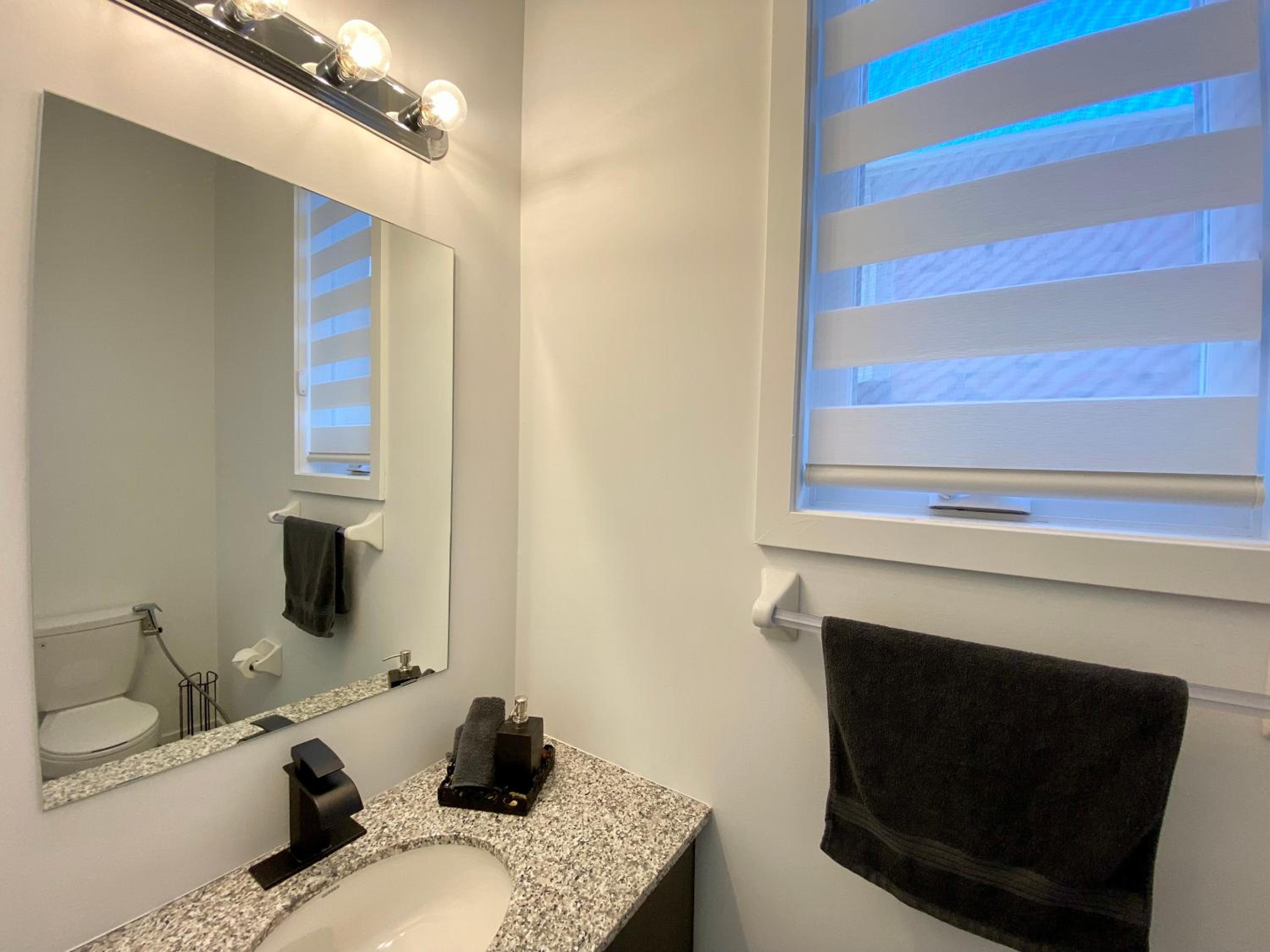 3 Bedroom Well-designed Townhouse in Whitby