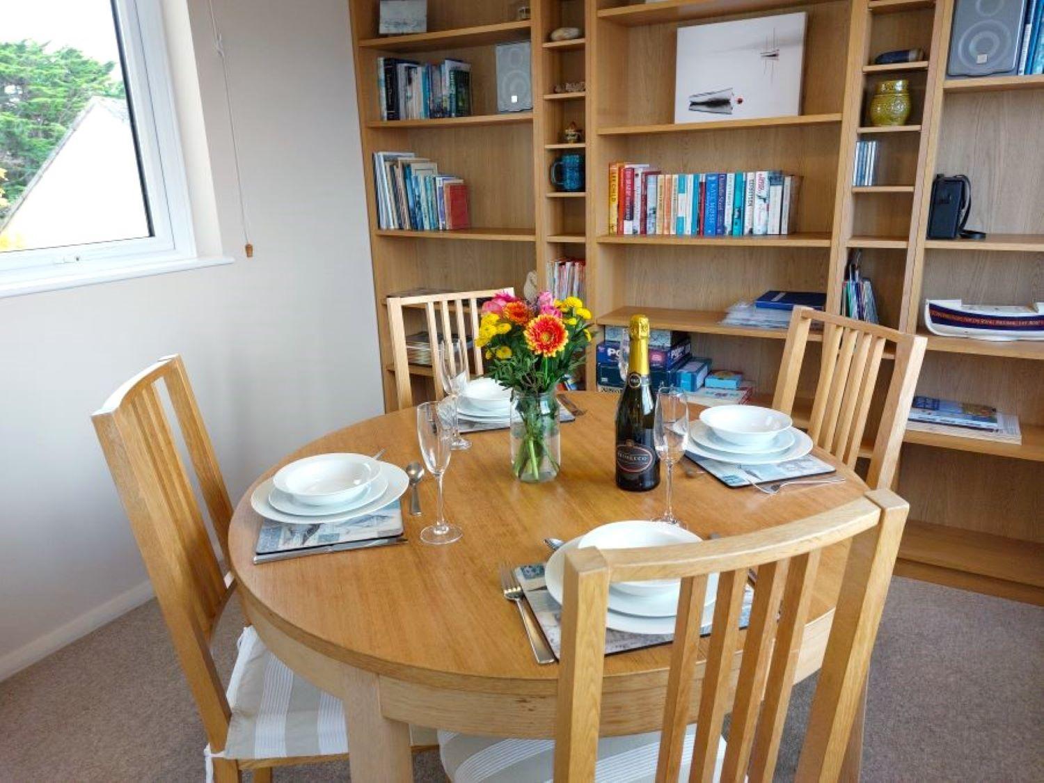 Broadwaters - 2 bed waterfront apartment in Instow
