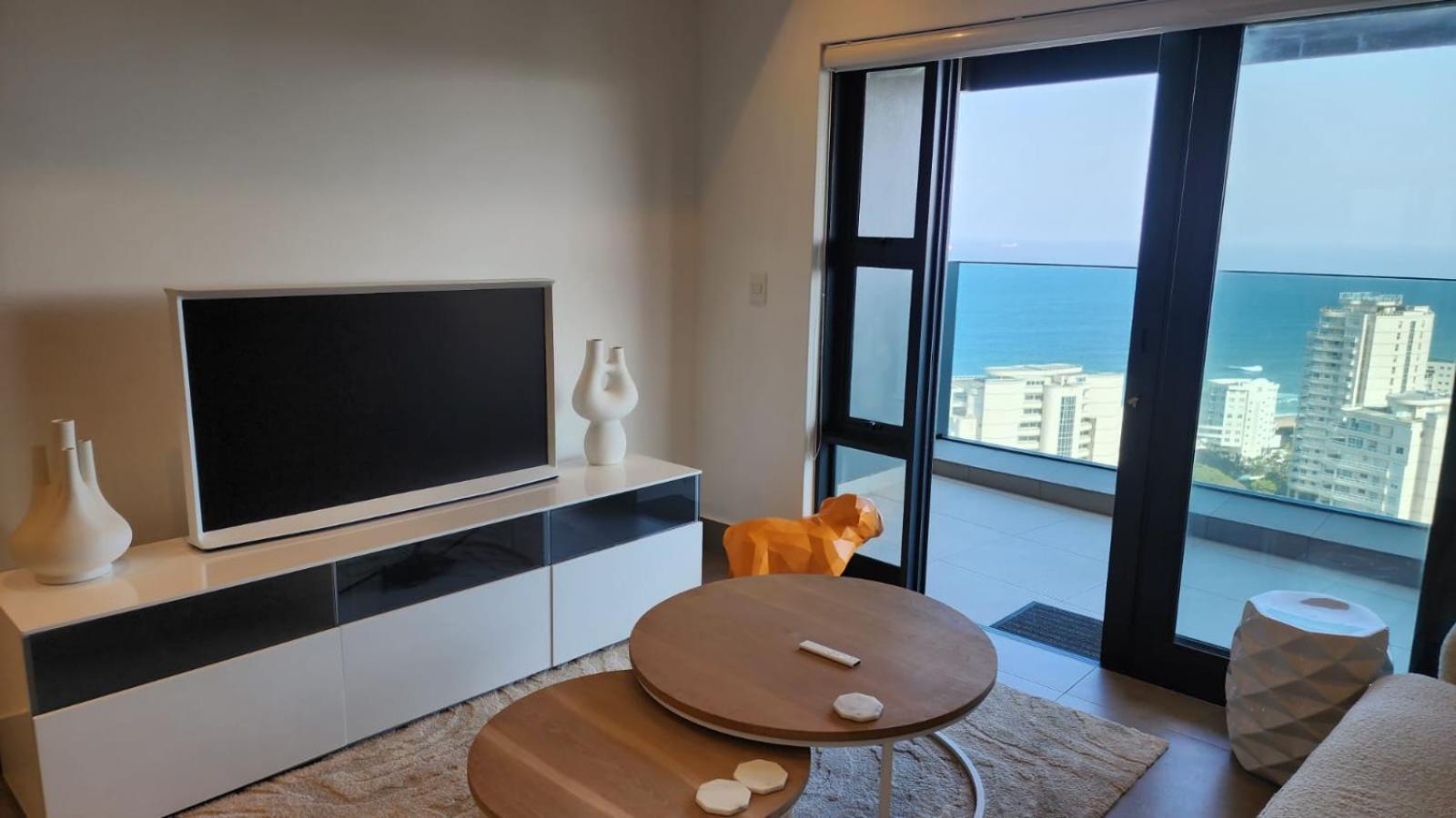 Oceans Blu - 1 Bedroom Apartment view 5
