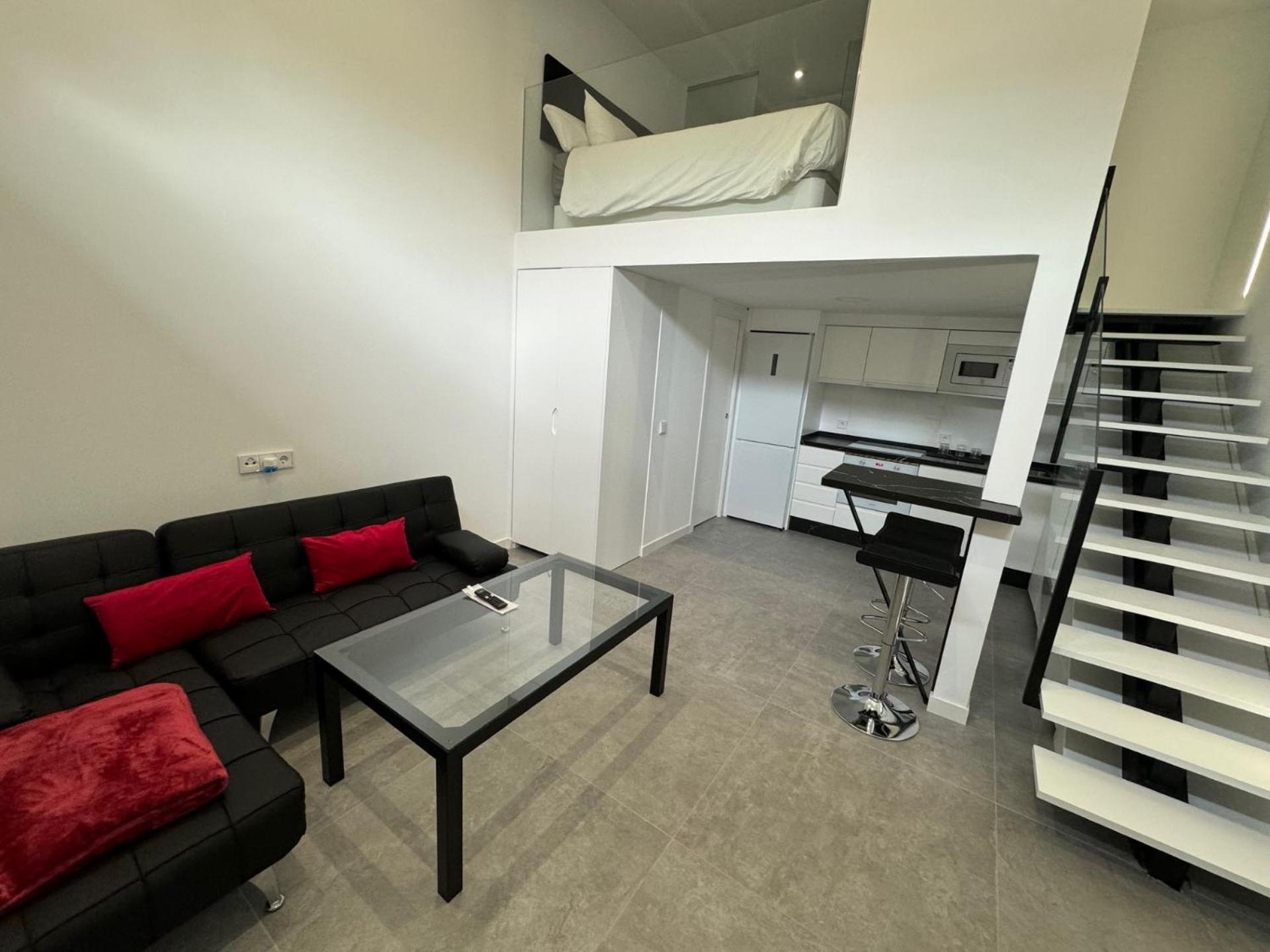 Apartamento tipo Dúplex - NO SE ADMITEN MASCOTAS, NO PETS view 5