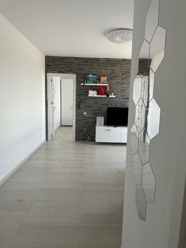 Julia's Residence view 4
