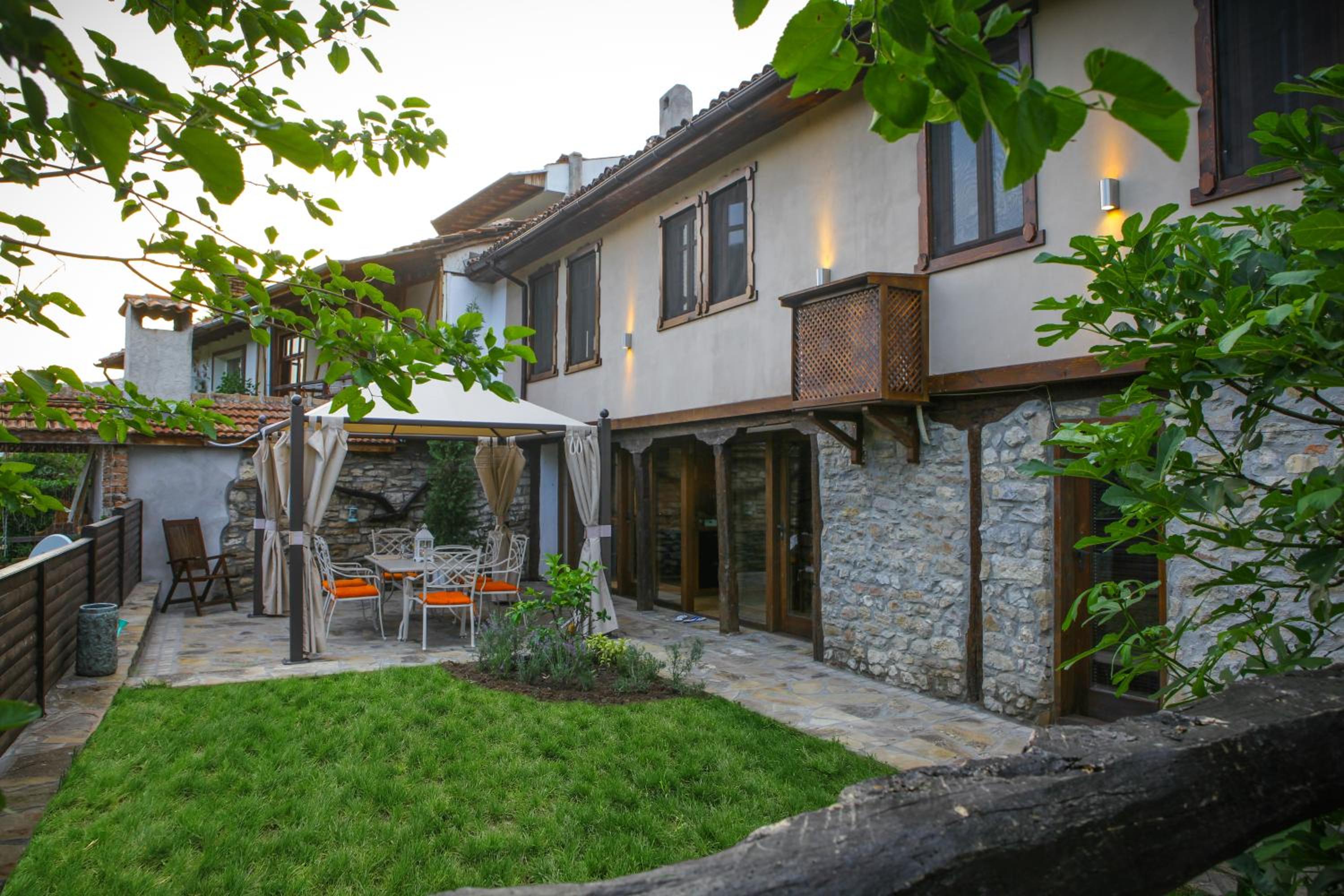 Veliko Tarnovo Villa Lora - Image 3