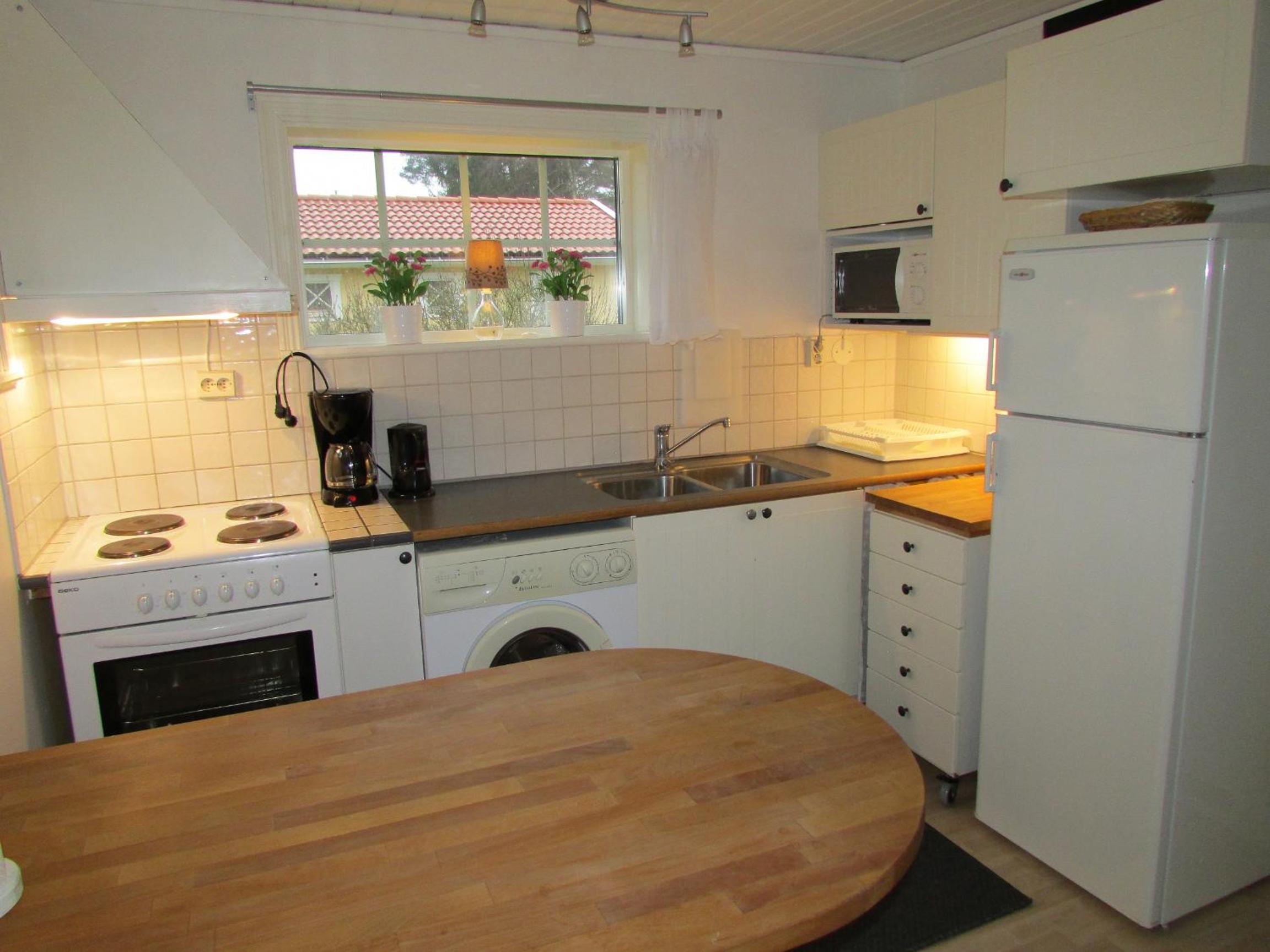 DeLay's Guest House view 4