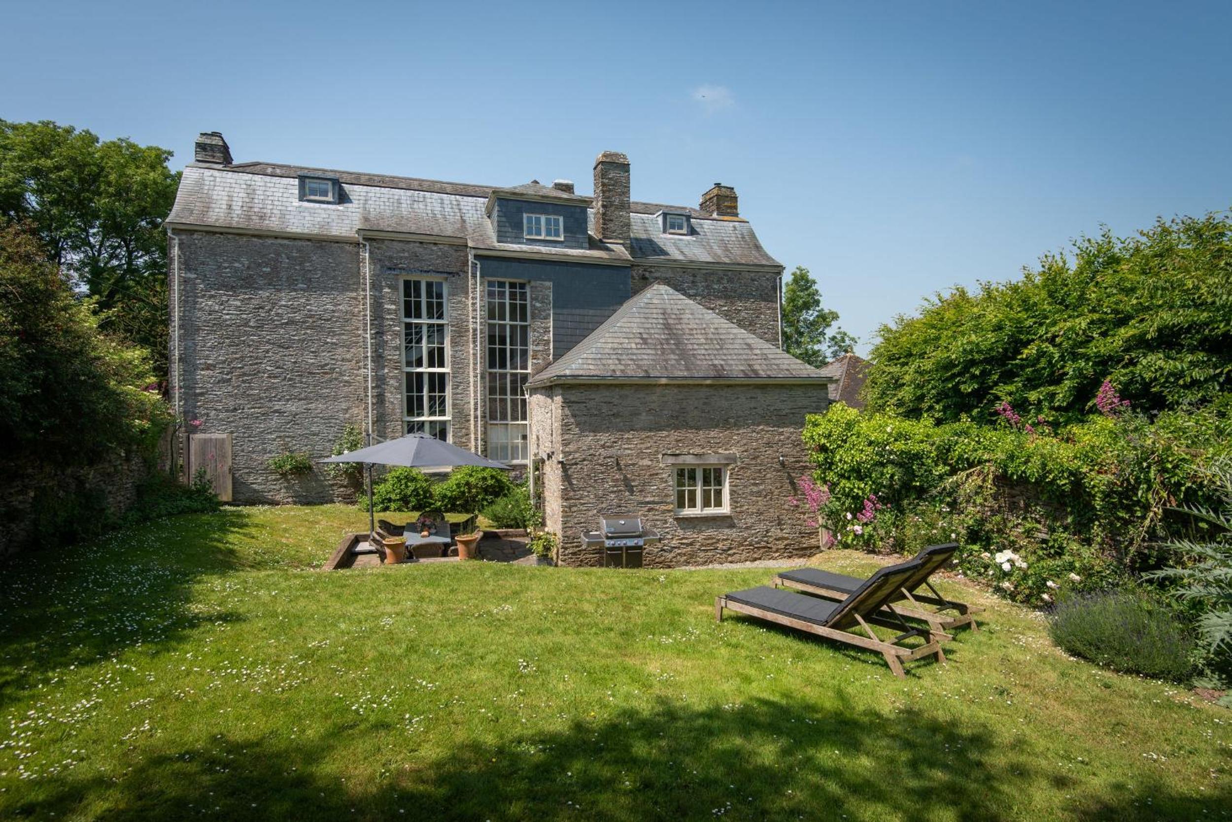 Maberly House