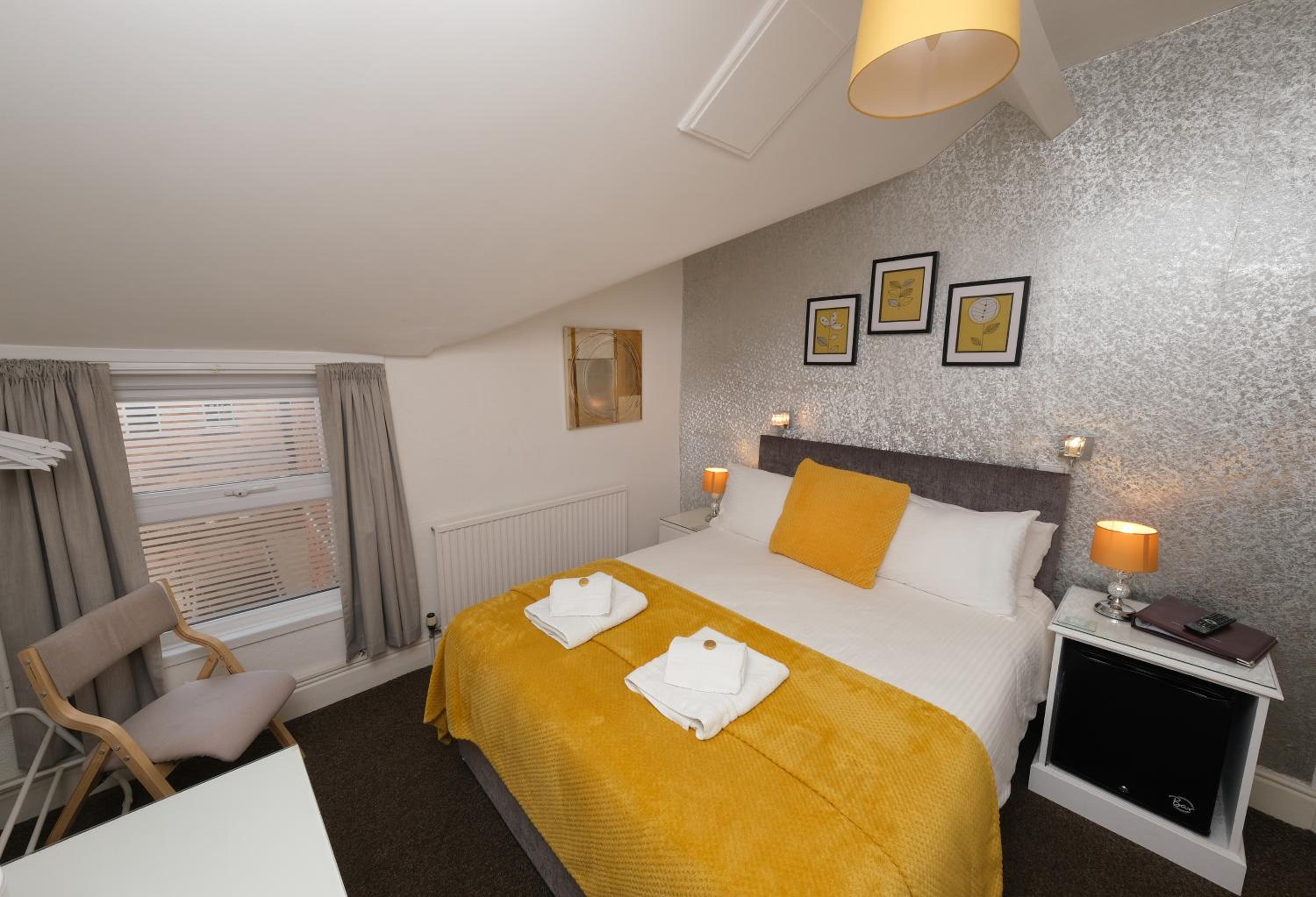 Hermosa Guest House