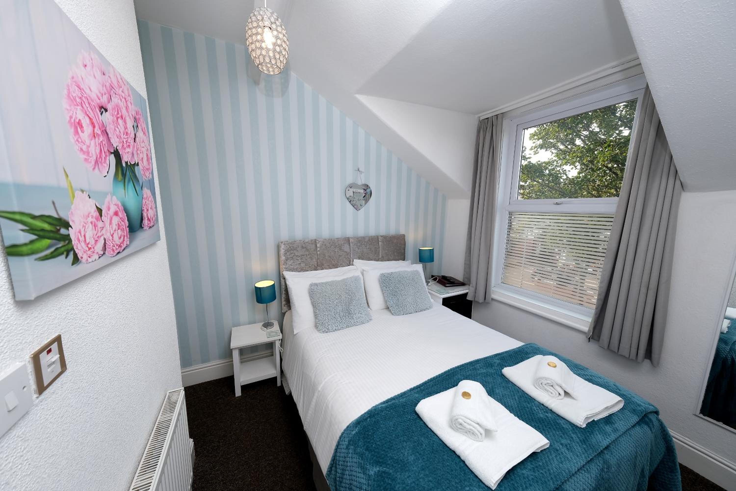 Hermosa Guest House