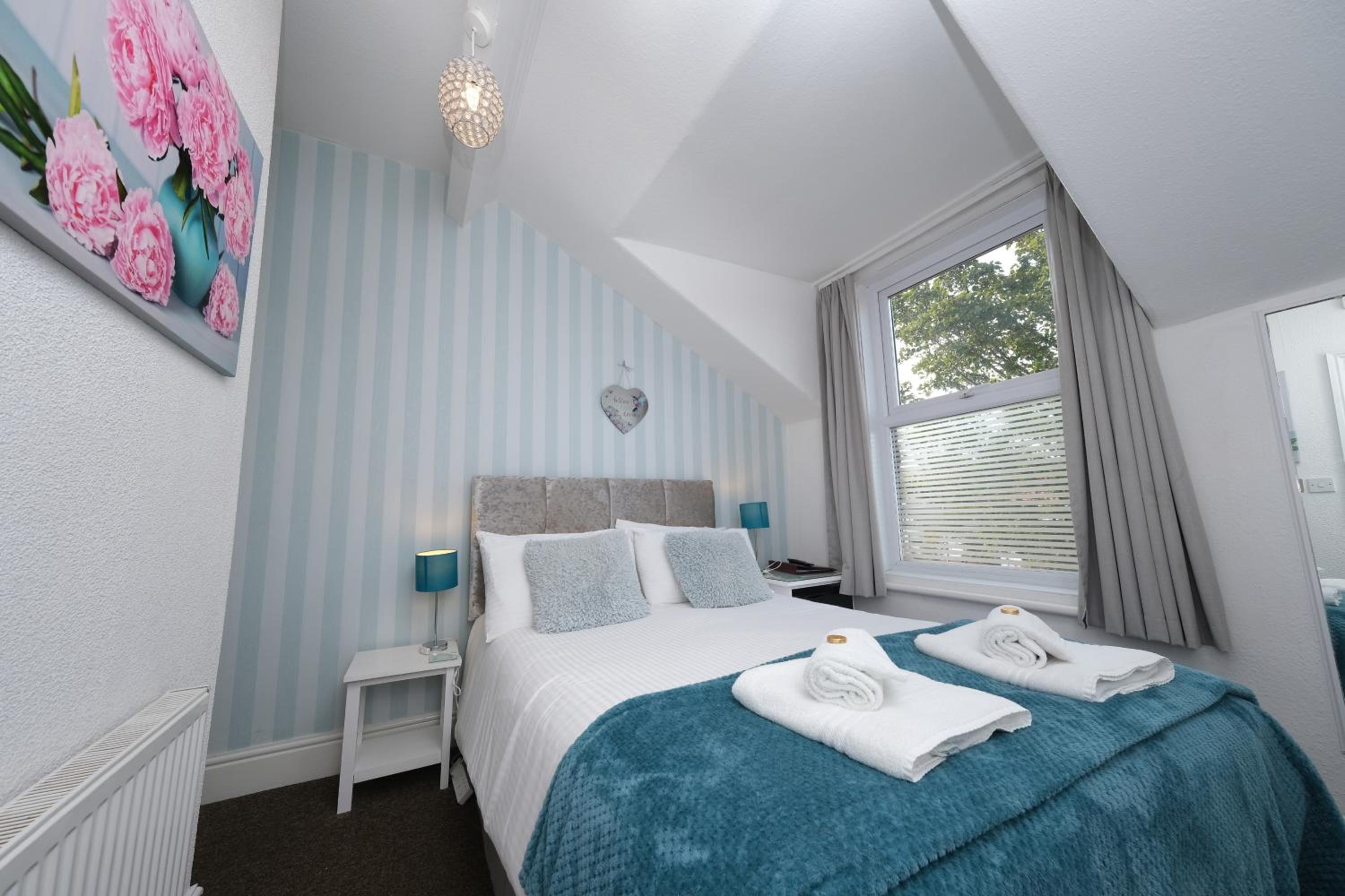 Hermosa Guest House