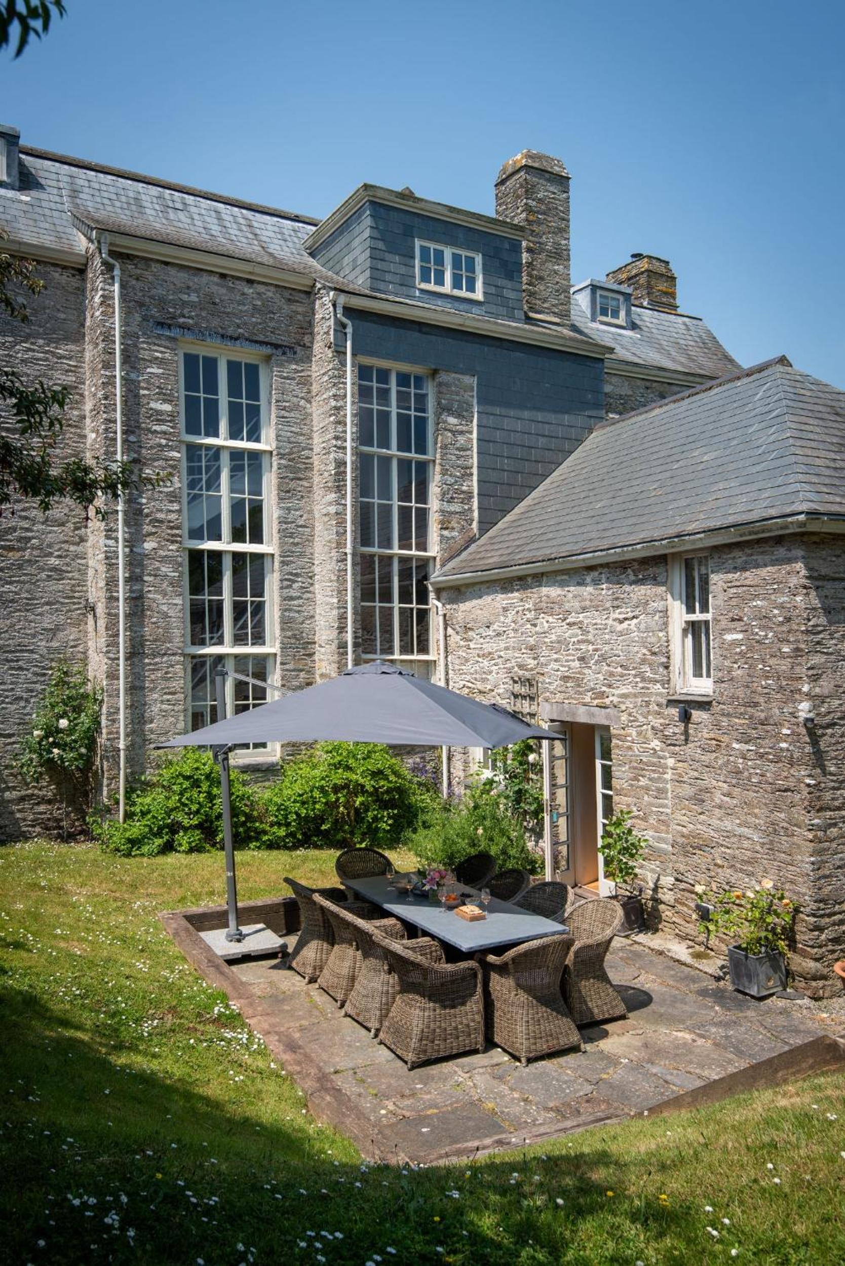Mole House
