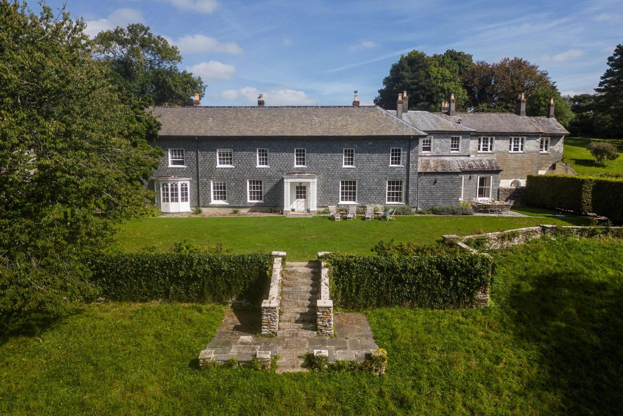 Mulberry House