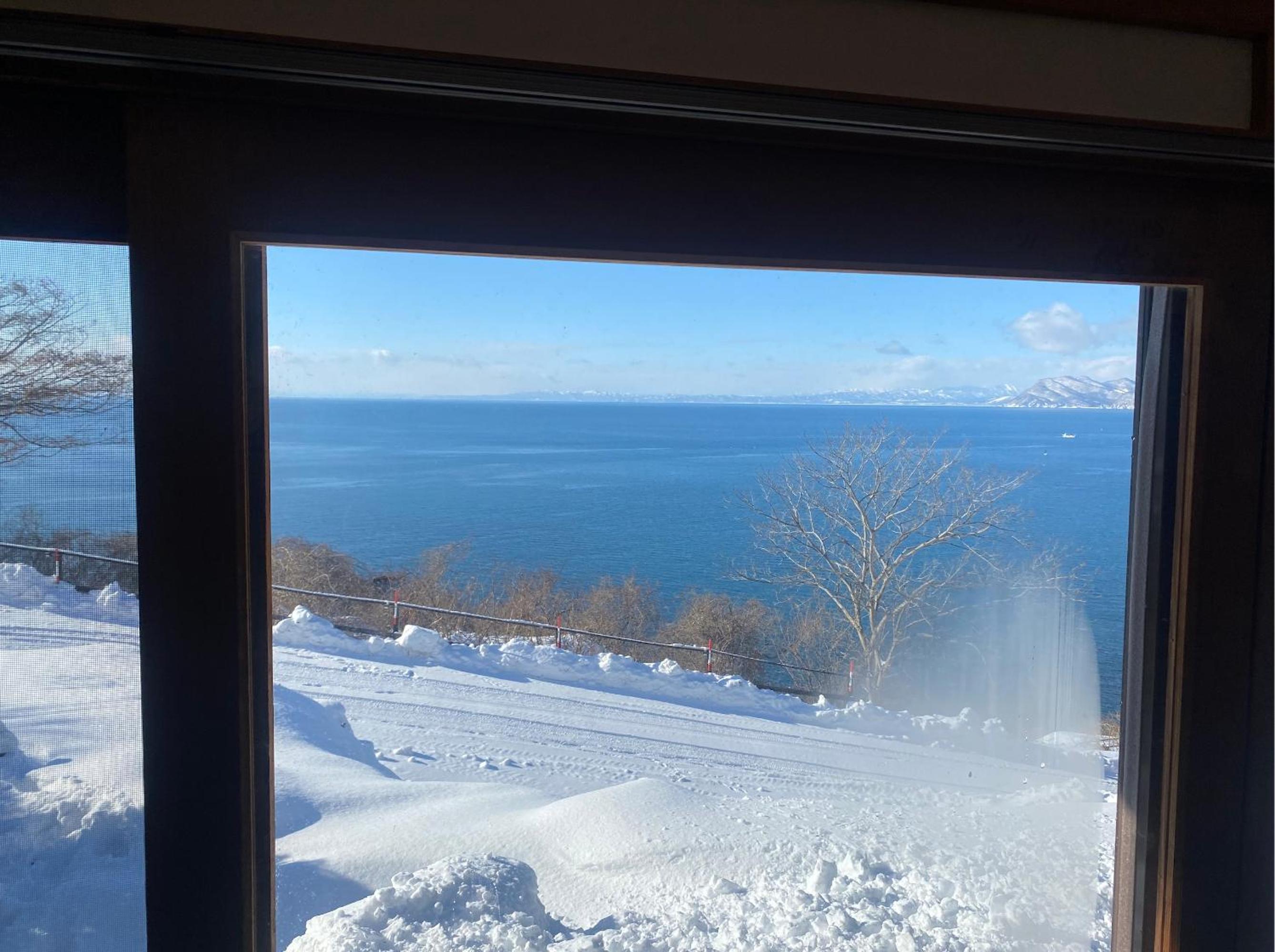 Toya cliff House view 3