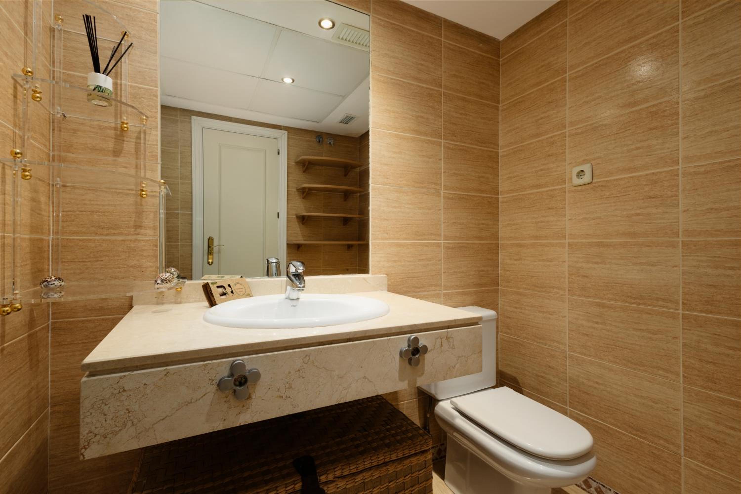 Marbella Vacations - Cozy holiday home in Dama de noche in Puerto Banus - Property Image 12