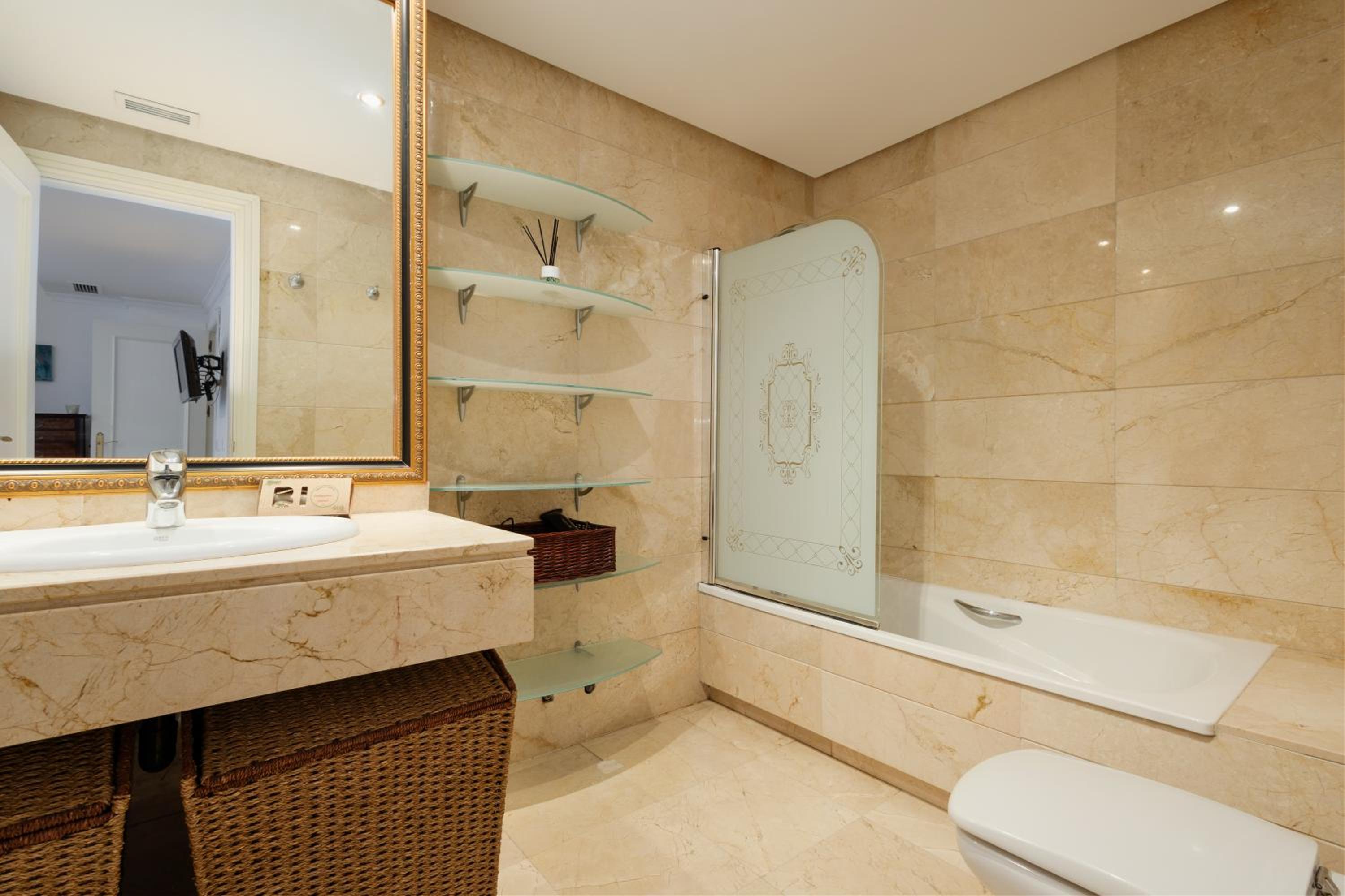 Marbella Vacations - Cozy holiday home in Dama de noche in Puerto Banus - Property Image 26