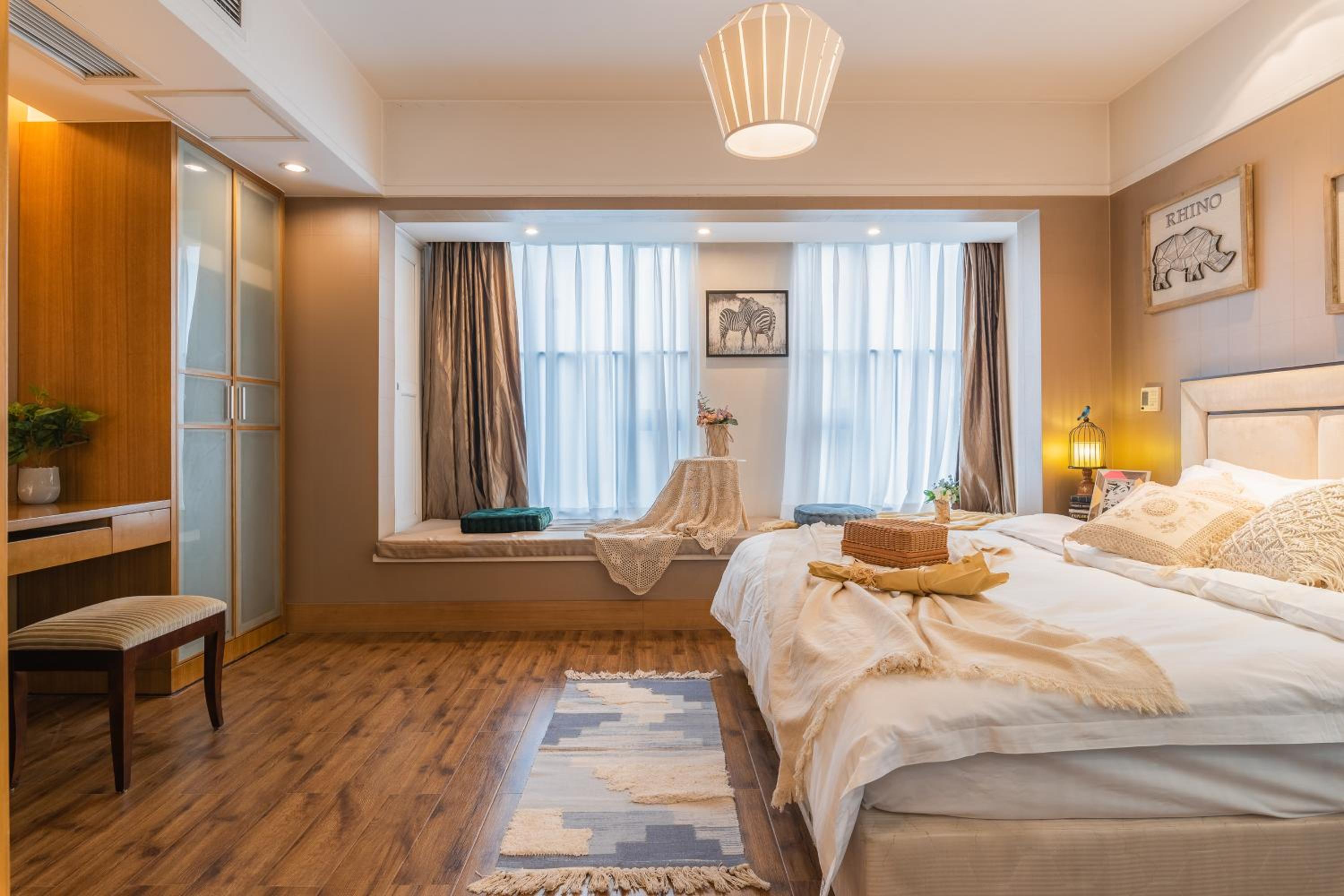 Chongqing City Center Design B&B