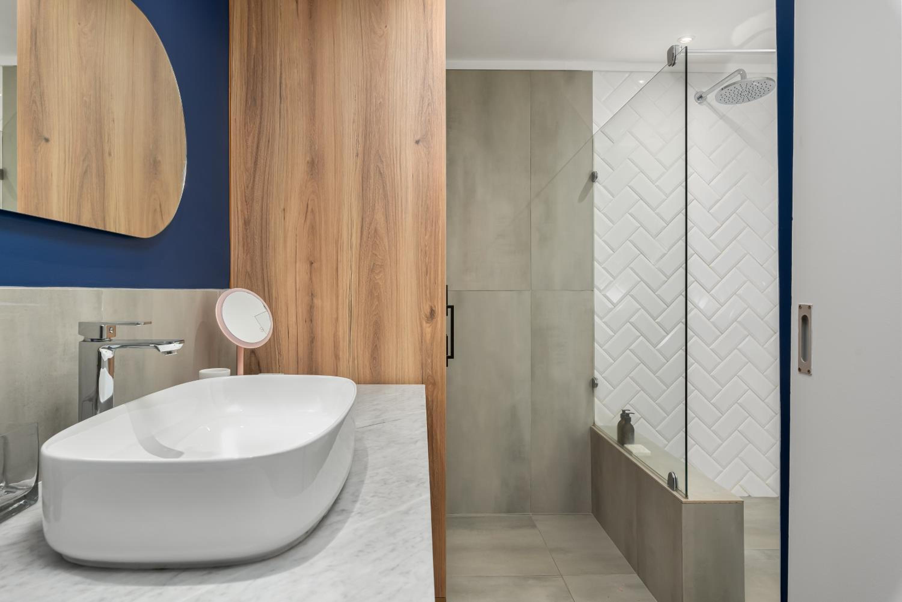 The Glaston Luxury Apartments
