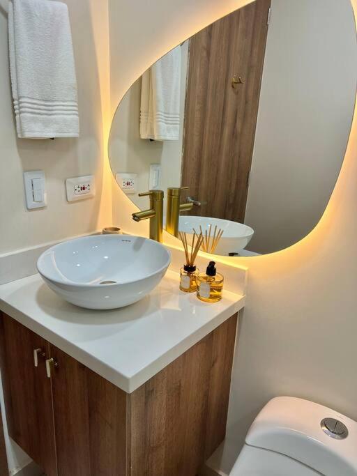 Glamorous New 2BR Apartment in Granada