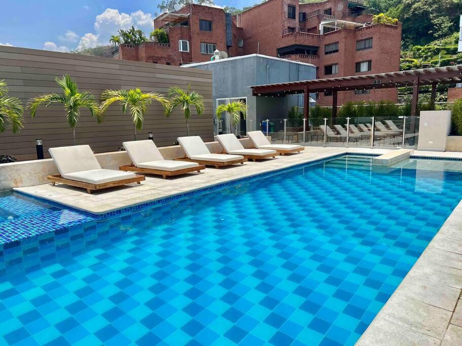Glamorous New 2BR Apartment in Granada