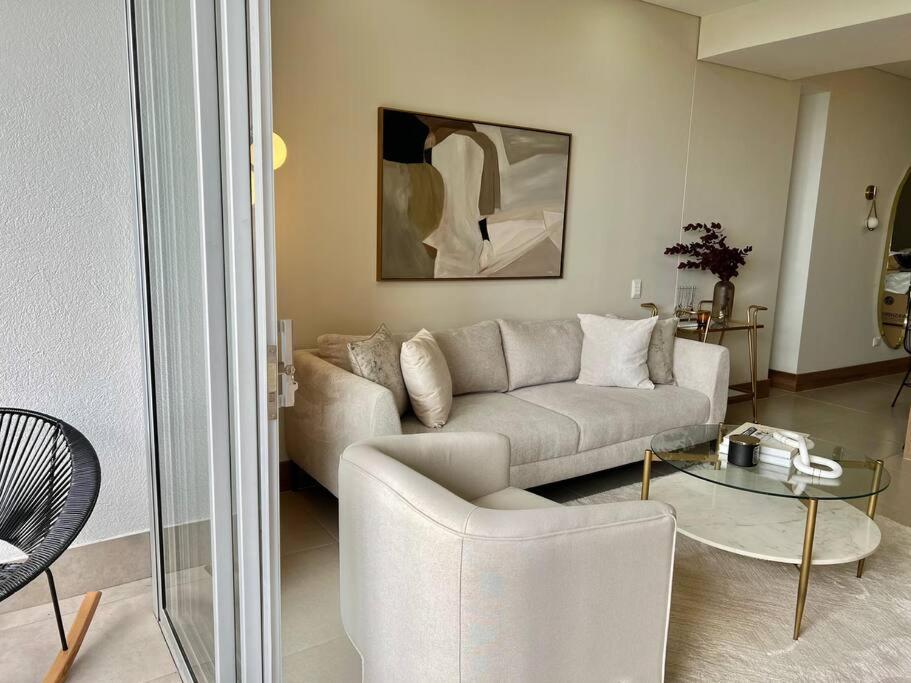 Glamorous New 2BR Apartment in Granada