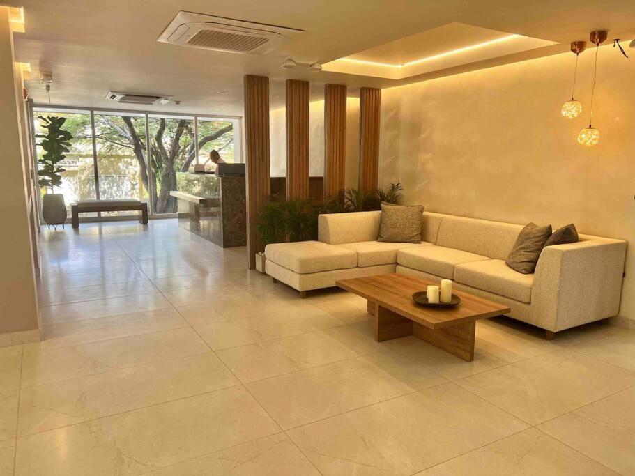 Glamorous New 2BR Apartment in Granada