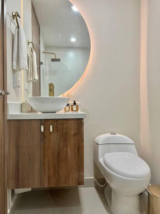 Glamorous New 2BR Apartment in Granada