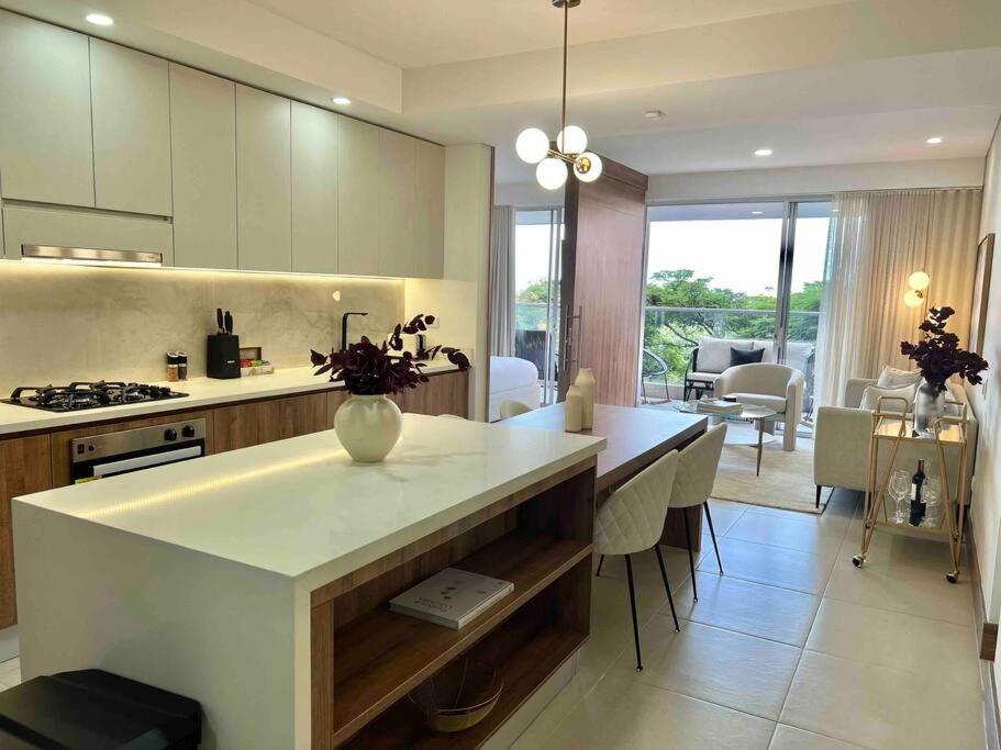 Glamorous New 2BR Apartment in Granada