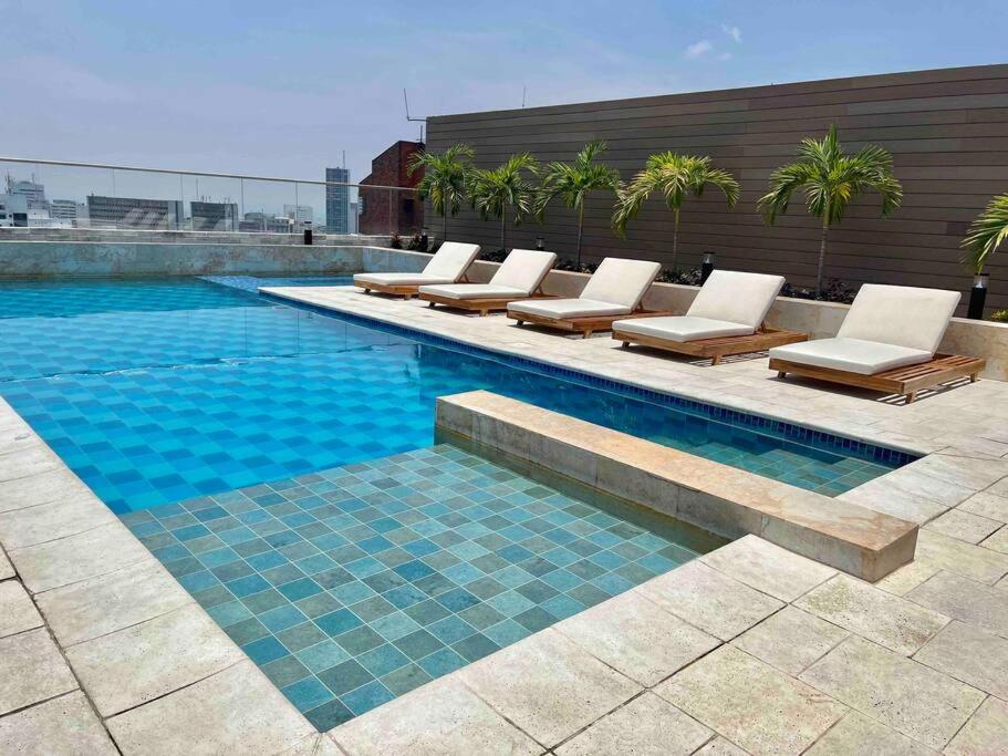 Glamorous New 2BR Apartment in Granada