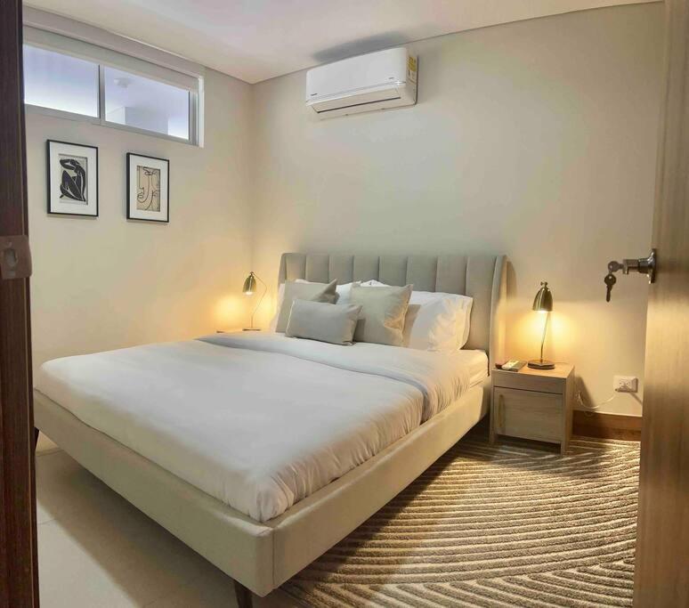 Glamorous New 2BR Apartment in Granada