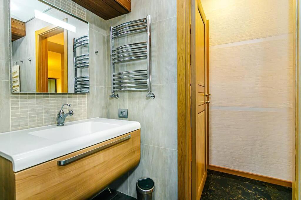 Nice Style Apartment
