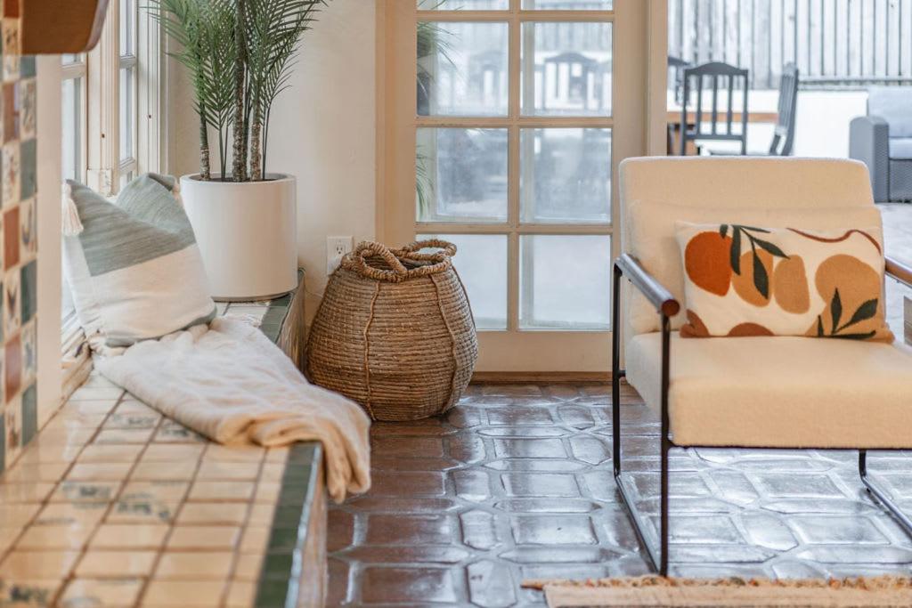 Ocean View Spanish Beauty Half Block to Beach