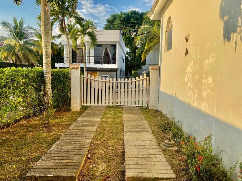 Casa en Melgar condominio la hacienda CON PISCINA
